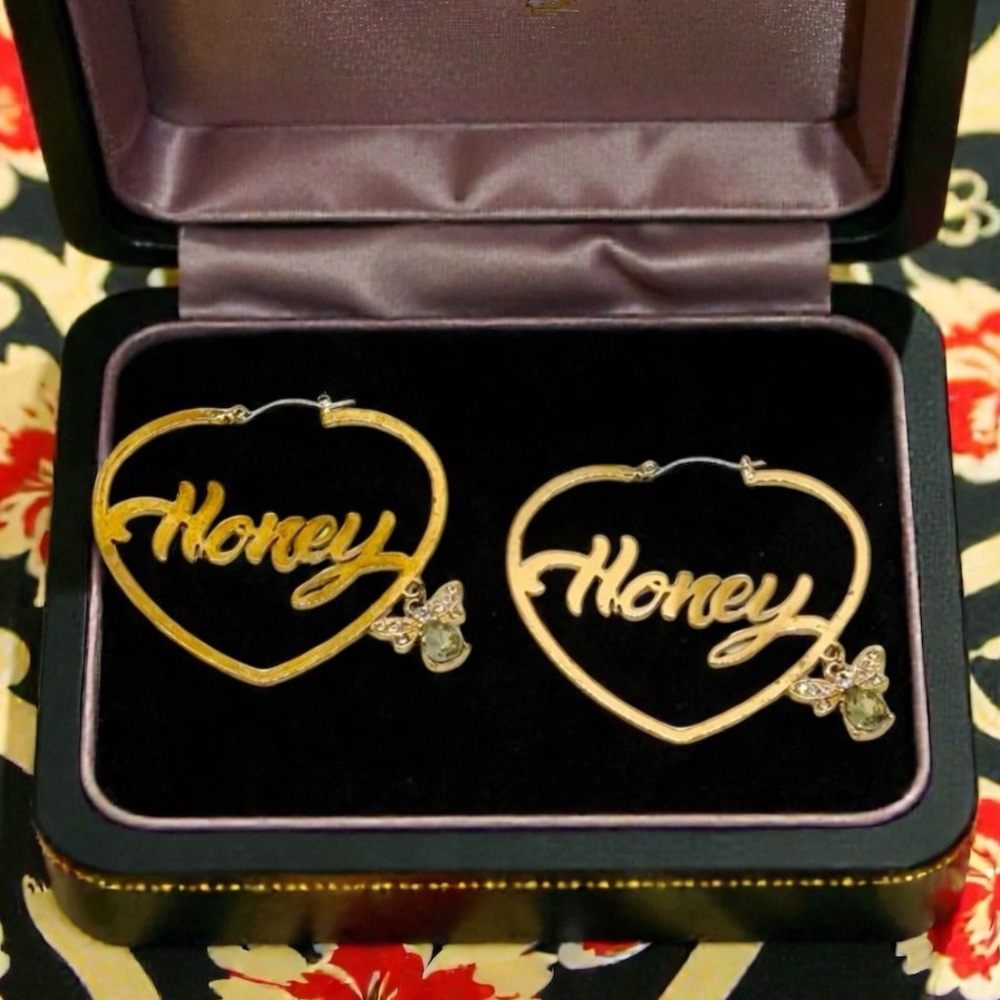 Betsey Johnson Gold Tone Heart Honey Bee Earrings